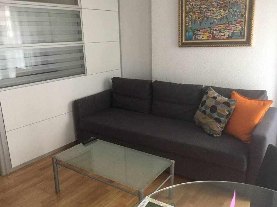 Apartamento Ayla Ayuntamiento Памплона Екстер'єр фото
